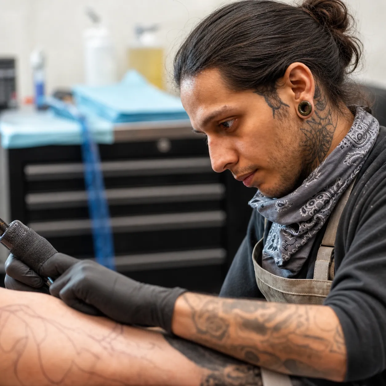 Reno tattoo artist Brandon Wence